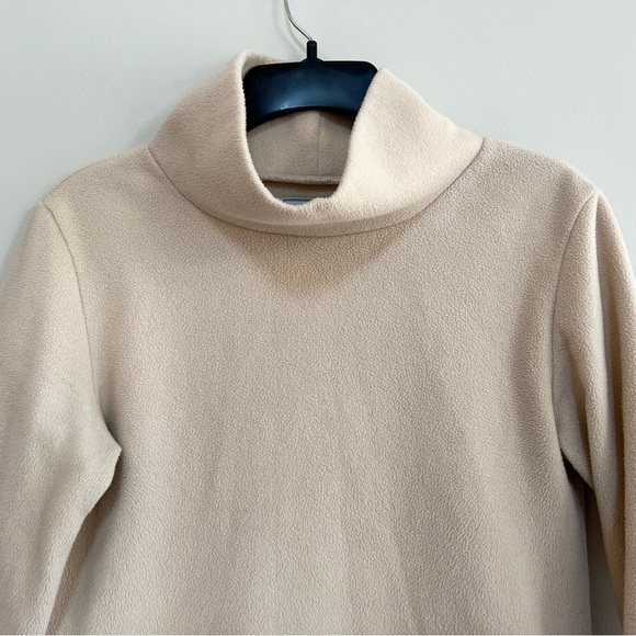 Dudley Stephens Cobble Hill Turtleneck in Vello Fleece in Cream, S - Picture 5 of 11